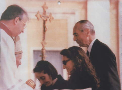 Podczas Mszy Św. beatyfikacyjnej dnia 24 kwietnia 1994 roku córki: Gianna Emanuella i Laura  oraz mąż błogosławionej Piotr