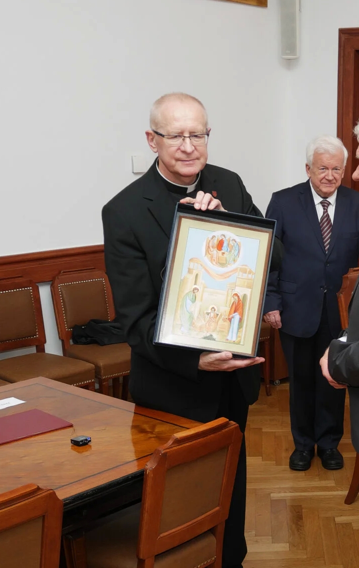 Ks. Prof. dr hab. Jan Machniak - Laureat Nagrody im. Sugi Boego Jerzego Ciesielskiego - Ojca Rodziny. Fotografia opublikowana na stronie: https://pro-life.pl/uroczystosc-wreczenia-nagrody-im-slugi-bozego-jerzego-ciesielskiego-ojca-rodziny/