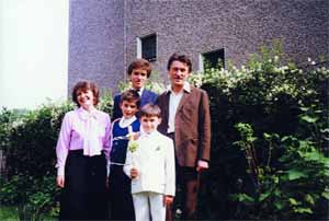 Fotografia z archiwum rodzinnego opublikowana w  Tygodniku Rodzin Katolickich rdo,  w numerze 3 (629), z dnia 18 stycznia 2004 r.