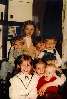 Fotografia z archiwum domowego rodziny Paluchw opublikowana w  Tygodniku Rodzin Katolickich rdo,  w numerze 3 (733), z dnia 15 stycznia 2006 r.