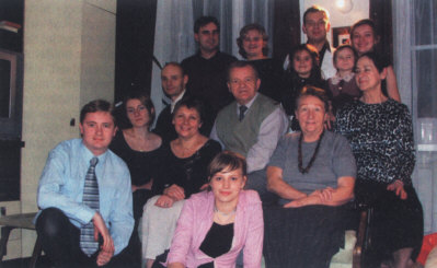 Fotografia z archiwum domowego rodziny Paluchw opublikowana 
w  Tygodniku Rodzin Katolickich rdo,  w numerze 3 (733), z dnia 15 stycznia 2006 r.