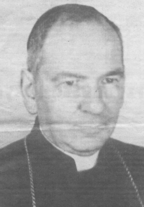 Ksidz biskup Juliusz Bieniek - zdjcie z akt IPN. Opublikowano w 'Naszym Dzienniku', w numerze 32 (2745) z dnia 7 lutego 2007 r.