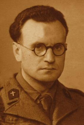 Ks. Stanisaw Janik (1909-2006), wizie obozw hitlerowskich i komunistycznych. Fot. arch. Opublikowano w 'Naszym Dzienniku', w numerze 157 (2870) z dnia 7-8 lipca 2007 r.