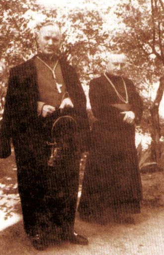 Ksidz biskup Franciszek Sonik i ks. rektor Szczepan Sobalkowski. Rok 1934. Fot. arch. Opublikowano w 'Naszym Dzienniku', w numerze 175 (2888) z dnia 28-29 lipca 2007 r.